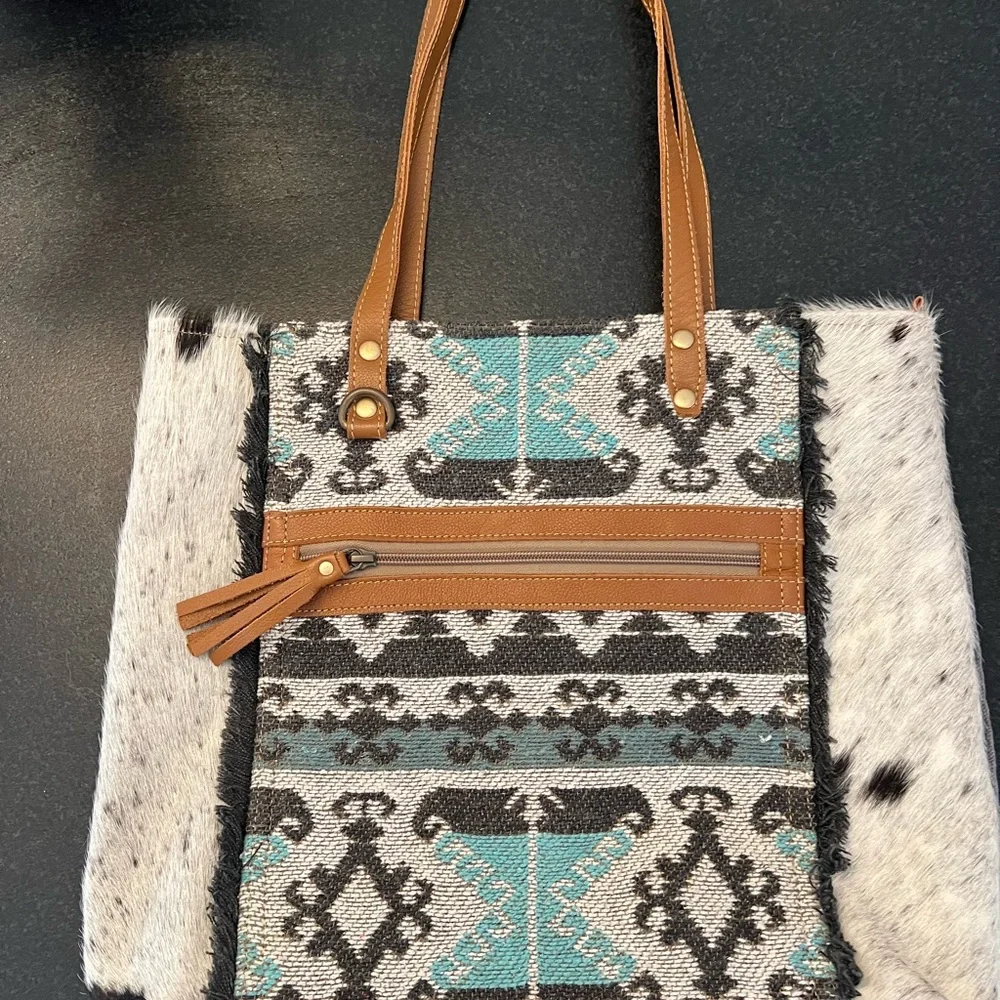 Myra Bag Tan and Blue Patterned Tote Isabela tote Western style 16x18 - Picture 12 of 12